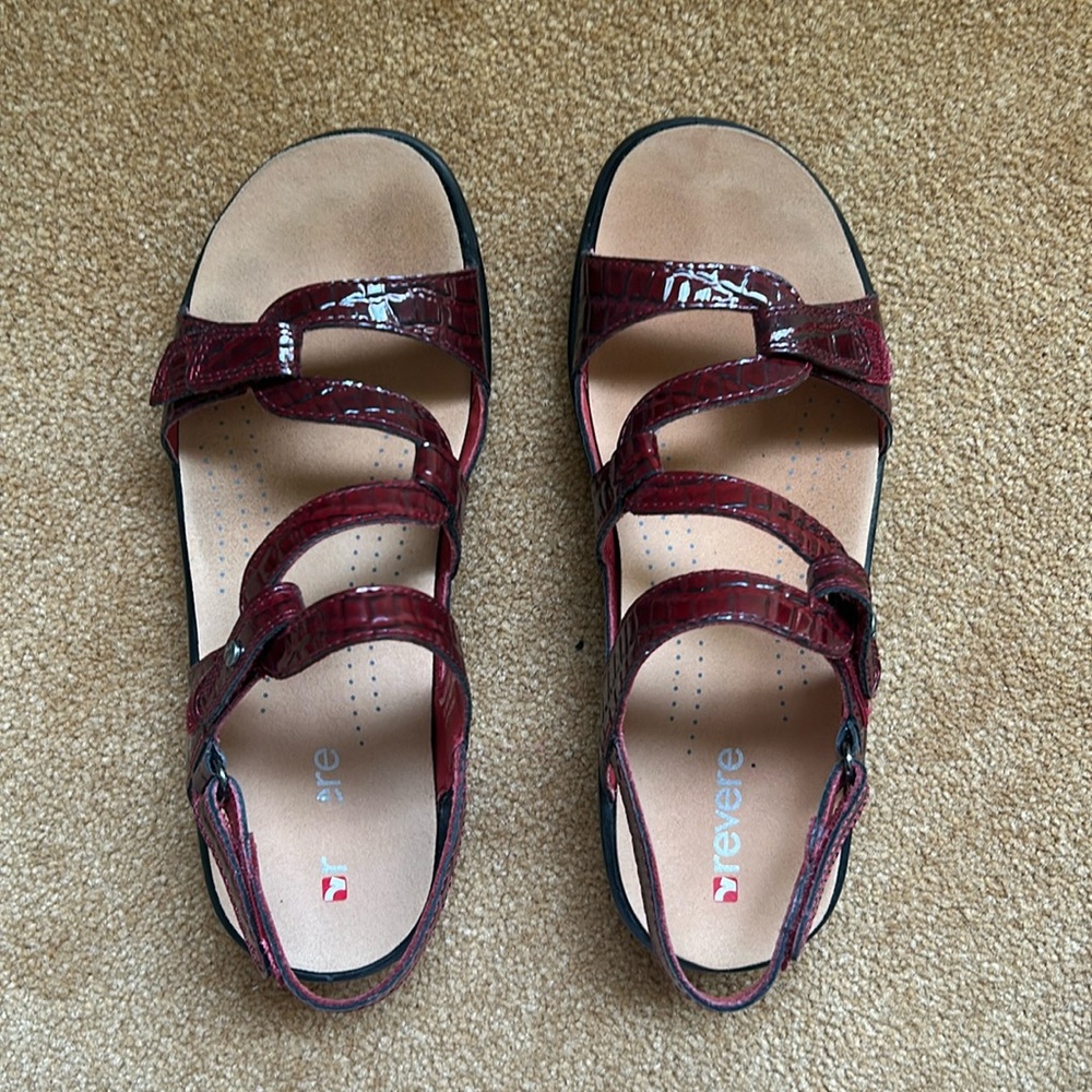 Revere Miami Red Crocodile Sandal Size 7/38